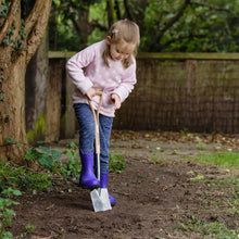 Load image into Gallery viewer, Kent & Stowe Kids Spade