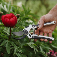 Load image into Gallery viewer, Kent &amp; stowe Eversharp Lite All Purpose Secateurs
