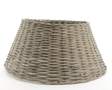 Load image into Gallery viewer, Willow Tree Ring
