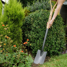 Load image into Gallery viewer, Kent &amp; Stowe Border Spade - Carbon Steel
