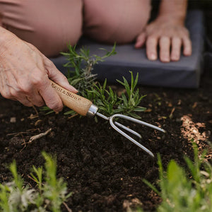 Kent & Stowe Garden Life Hand Cultivator